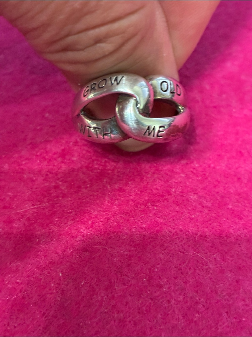 Interlocking Knot Message Ring — Silver "Grow Old With Me"